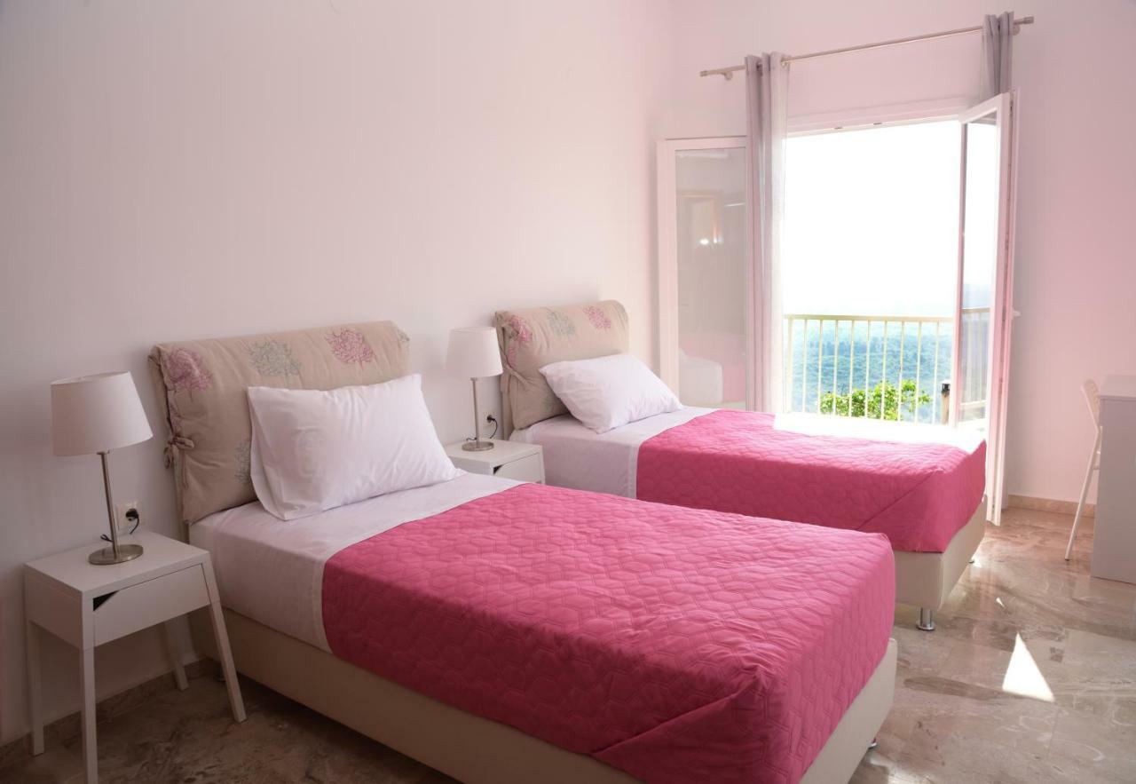 Kontis Apts Appartement Pelekas Buitenkant foto